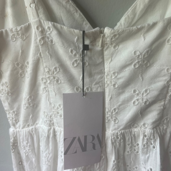 Zara white cut work embroidery dress size S NWT read - Picture 4 of 7